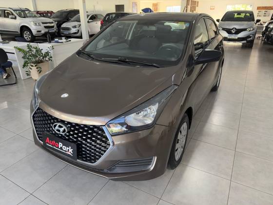HYUNDAI HB20 1.0 UNIQUE 12V FLEX 4P MANUAL